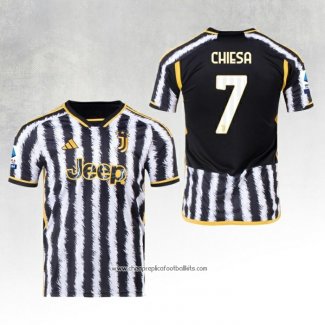 Juventus Player Chiesa Home Shirt 2023-2024