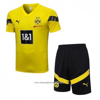 Tracksuit Borussia Dortmund 2022-2023 Short Sleeve Yellow - Shorts