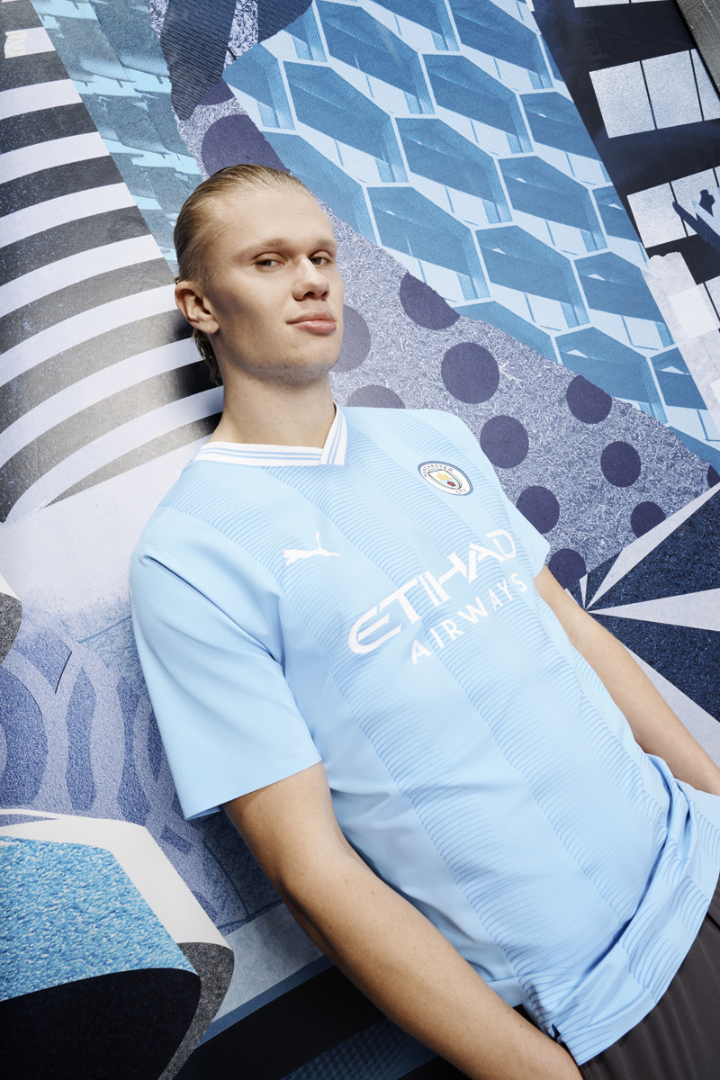 Manchester City Home Shirt 2023-2024.jpg