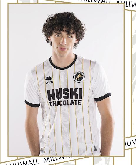 White, Black & Gold Millwall 23-24 Away Kit.jpg